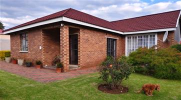 House For Sale in Croydon