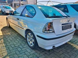 2003 BMW 318ti  2003