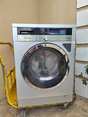 9KG GRUNDIG WASHER AND DRYER COMBO WORKING  PERFECTLY