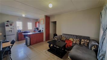 2 Bedroom Townhouse- Castleview