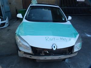 Renault Megane III 1.5 Diesel Manual F9QP White - 2010 SPARESBOYZ STRIPPING FOR 