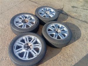 Chrysler Sebring  4 set of rims and tyres 215/55R18