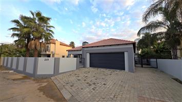 House For Sale in Melodie