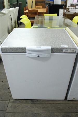 DEFY WHITE CHEST FREEZER(S067199A)
