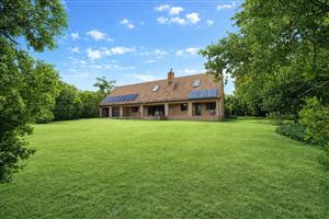 House For Sale in Farmall AH