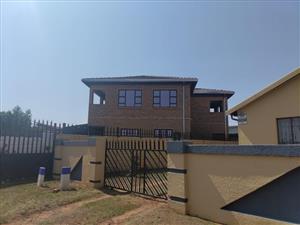 House For Sale in Lenasia