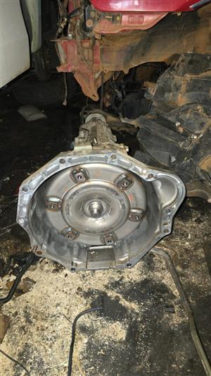 Isuzu dmax 4jj1 gebox 4x2 auto 