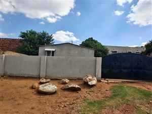 House for sale in orange farm ext2