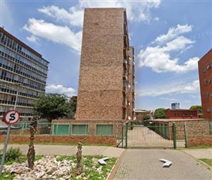 4 Beds 2 Baths Apartment/condo