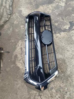 Toyota Hilux Gd6 grill