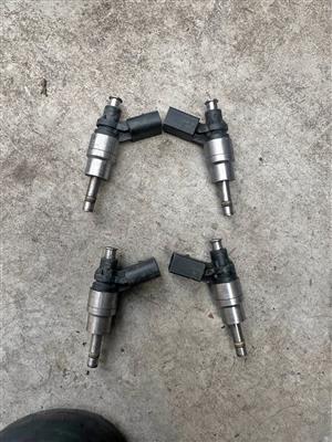 4X Fuel Injectors  For 05-09 Audi A3 A4 TT VW GTI EOS Jetta 06F906036A