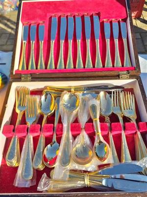 Cutlery 90 piece set
