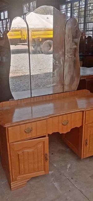 Vintage dressing table