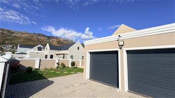 House For Sale in Admirals Park