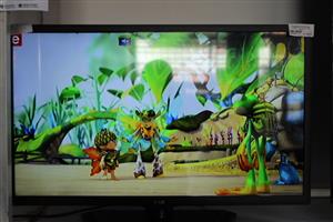 LG 32INCH TV W/REMOTE AND STAND (S067274B)