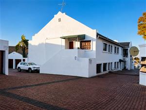 Apartment For Sale in Bryanston