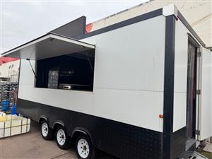 PIZZA VAN WITH MARANA GAS & WOOD OVEN- PRICE REDUCTION 
