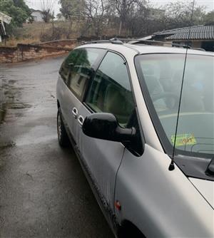 2000 Chrysler grand voyager 3.3l.exellent condition. Only 160000km on clock. Le.
