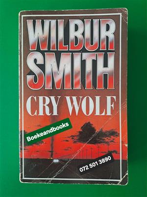 Cry Wolf - Wilbur Smith - Paperback.