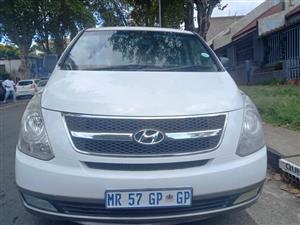 2015 Hyundai H1 bus 2.5 Diesel  110000km
