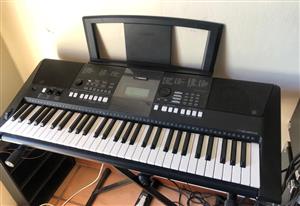 YAMAHA Keyboard for sale at very good price!