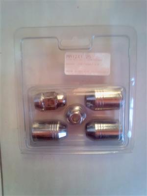 Wheel locks Nuts MM 12X1.25 Nissan. Set of 3. Suitable for trailer. Brand new, never used.