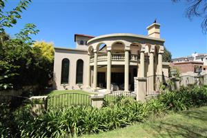 House For Sale in Blue Valley Golf Estate