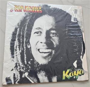 BOB MARLEY & THE WAILERS – KAYA - VINYL LP RECORD age related wear to cover