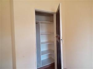  2 Bedroom House to Let in Wychwood, Germiston