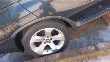 Bmw e53 30d mags and tyres