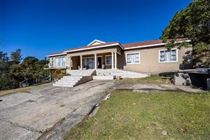 Spacious 6-Bedroom Home for Sale in Summerpride