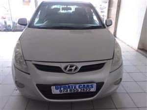 2011 Hyundai i20 1.4 Silver Color  Manual, Petrol, 106000km 