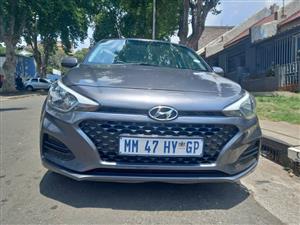 2018 Hyundai  i20  1.2 Manual Petrol White, 66000kms Grey color  Clothe interior