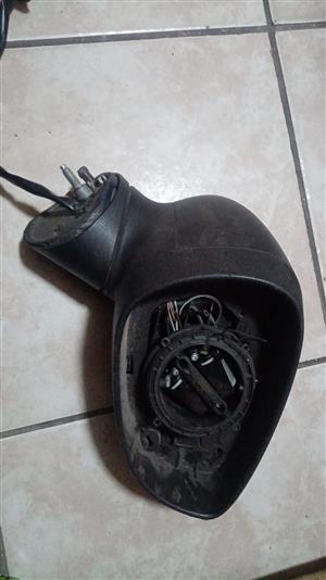 Ford fiesta 2010 rhs door mirror