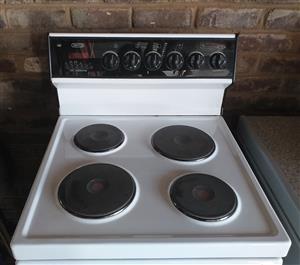 Defy (model 631T) 4 plate electric stove with thermofan oven and warming drawer
