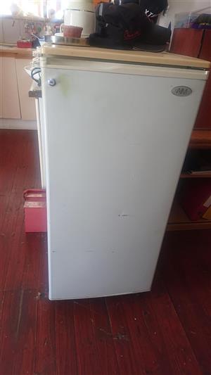 AIM Mini Fridge