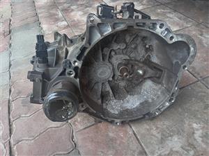 Hyundai g4fa 5speed manual gearbox 