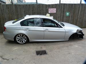 BMW 323i E90 AT - 2006 STRIPPING FOR SPARES