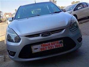  2011 Ford Figo 1.4 TRend  95,000km Manual SILVER