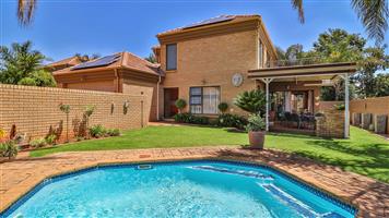 House For Sale in Brentwood Park