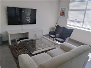 Furnished Prestigious 2 Bed 2 Bath Executive 5th Floor Apartment with Sandton Central views