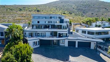 House For Sale in Plattekloof