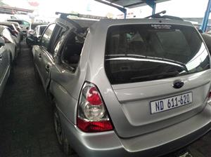 Subaru forester accident damaged need roof , engine starts