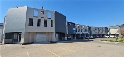 429sqm Retail/Warehouse space to lease in Halfway House Midrand