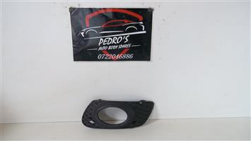 Mercedes W164 right fog light cover