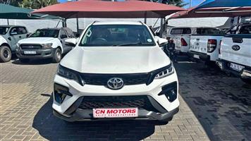 2018 Toyota Hilux 2.4 gd-6  SUV 4.2