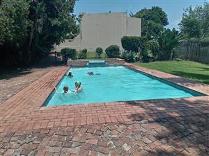 Apartment For Sale in Weltevreden Park