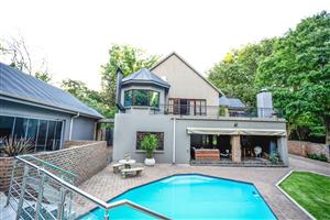 Spectacular Riverfront Luxury Estate with Glass-View Wine Cellar – Henley-on-Klip