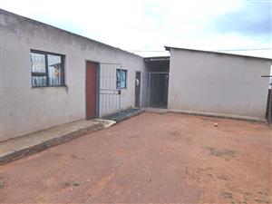 House For Sale in Botleng