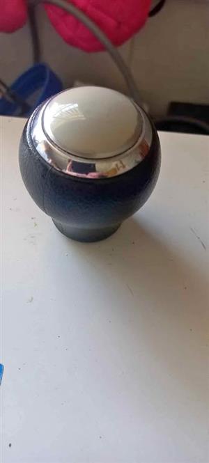 Toyota gear knob